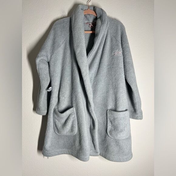 VICTORIA'S SECRET Short Cozy Robe with out of waist belt Size M/L - Picture 1 of 8
